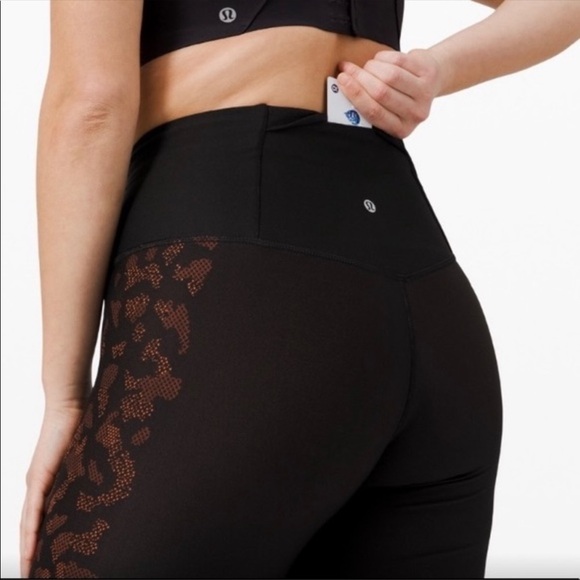 Lululemon Mapped Out High rise camo tights - Picture 4 of 10